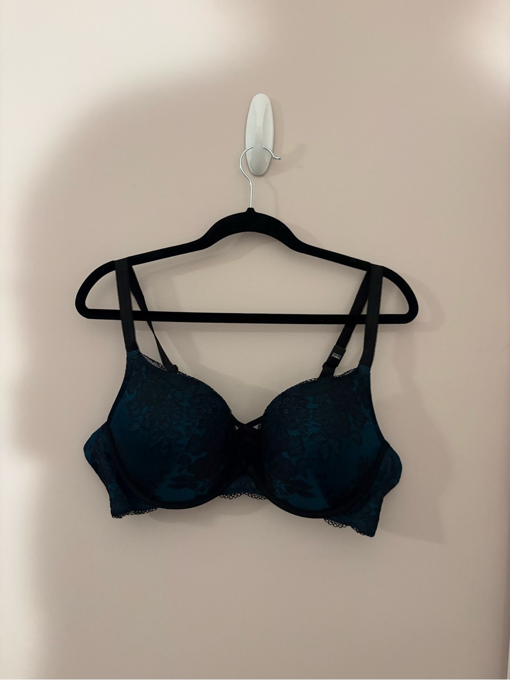 Torrid Curve 40D Push-Up Plunge Bra Teal Lace Black Straps Sexy EUC